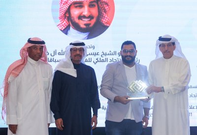 تكريم الداعمين والمحاضرين لدورة إعداد الإعلاميين لفعاليات الفروسية
