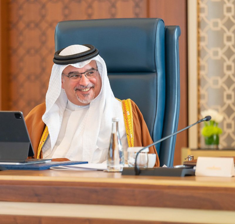 مجلس الوزراء: دعم توظيف الأطباء الجدد في القطاع الخاص لمدة 3 سنوات على ألا تقل أجورهم عن 800 دينار كحد أدنى