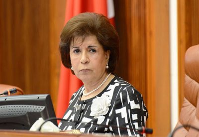 أدهشتني جرأة أهل سترة.. وندوة نادي الخريجين "عالية السقف"