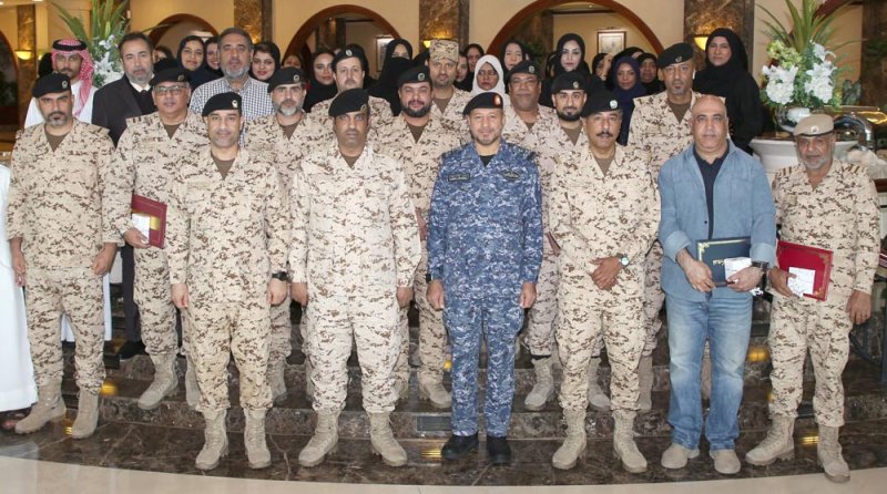عدد من مديريات قوة دفاع البحرين تصدح فرحاً وابتهاجاً بمناسبة الذكرى الخامسة والخمسين لتأسيس قوة دفاع البحرين‎‎‎‎‎‎‎‎