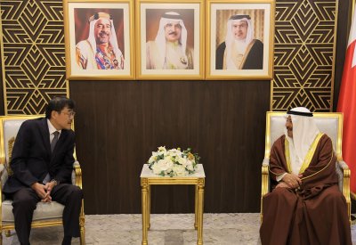 رئيس مجلس الشورى يشيد بالشراكات التنموية والعلاقات الثنائية المثمرة بين مملكة البحرين واليابان