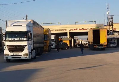دخول 391 شاحنة مساعدات.. والأسد يوافق على فتح المزيد من المعابر
