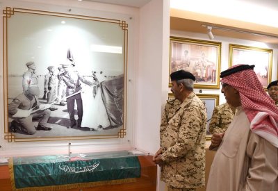 برعاية القائد العام.. افتتاح متحف كتيبة المشاة الآلية الملكية الأولى‎‎