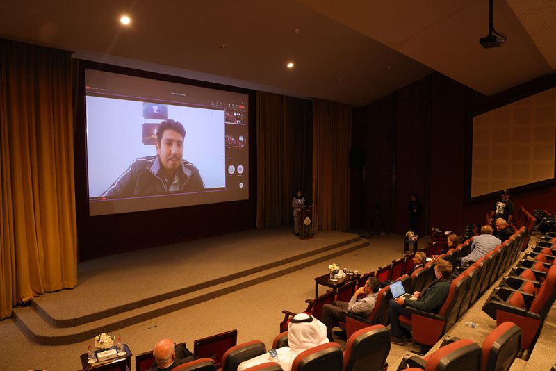 جامعة البحرين تستضيف تجارب علمية متعددة تنفذ بواسطة ضوء السنكروترون