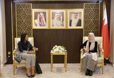 "أمانة الشورى" تبحث التعاون مع أكاديمية محمد بن مبارك آل خليفة للدراسات الدبلوماسية