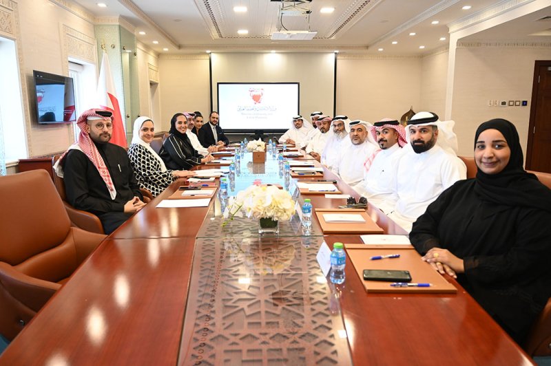 بلدي المحرق بحث الاشتراطات التعميرية مع "الإسكان"