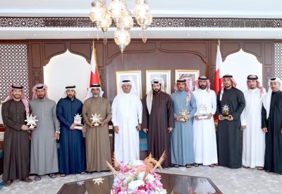 تتويج أبطال مسابقات موسم ناصر بن حمد للموروث البحري