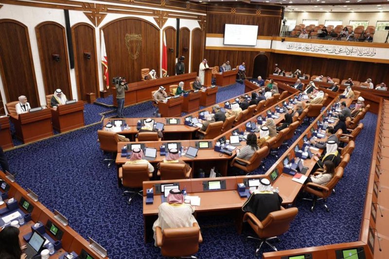 المرأة البحرينية تعتبر جزءًا أساسيًا في فريق البحرين