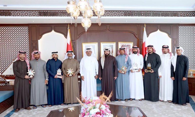 تتويج أبطال مسابقات موسم ناصر بن حمد للموروث البحري
