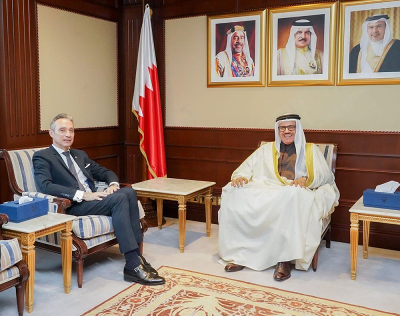 وزير الخارجية يستقبل سفير الجمهورية الفرنسية