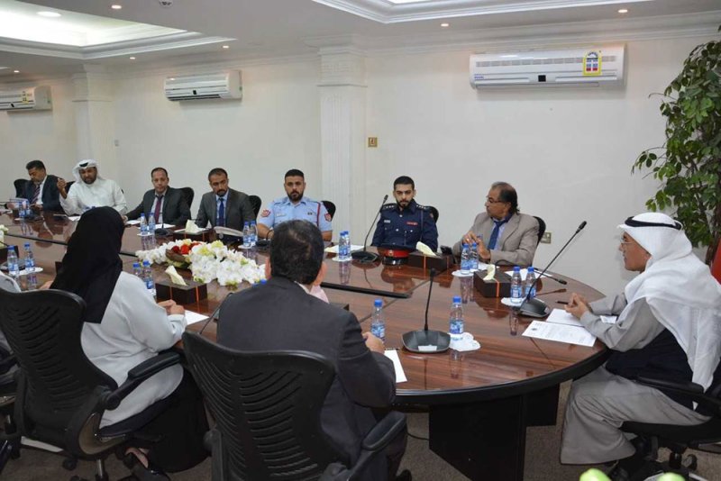 العصفور يطلع على مراسم حفل تسلم شهادة اعتماد عالي مدينة صحية
