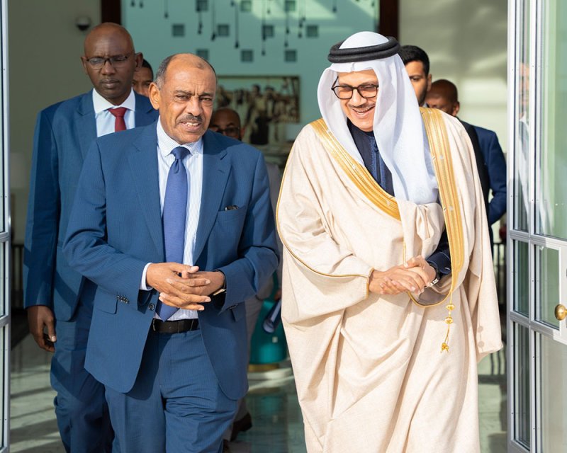 وزير خارجية السودان يصل إلى البحرين