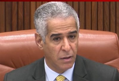 بالفيديو: عبدالنبي لزينب: لا للتذاكي على الرئاسة