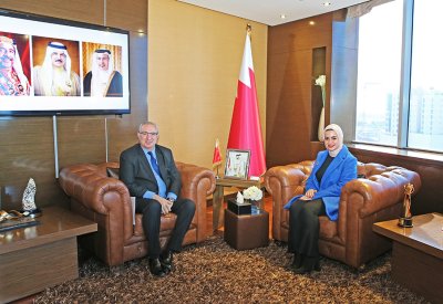 وزيرة شؤون الشباب تستقبل سفير دولة إسرائيل لدى المملكة
