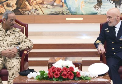 القائد العام لقوة دفاع البحرين يستقبل رئيس هيئة الأركان العامة للقوات الإيطالية‎‎