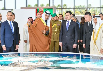 فخامة رئيس جمهورية تركمانستان الصديقة يزور مجلس التنمية الاقتصادية