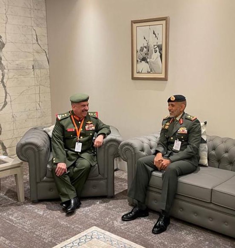 مدير أركان الحرس الوطني يجتمع بنائب رئيس أركان القوات المسلحة الإماراتي