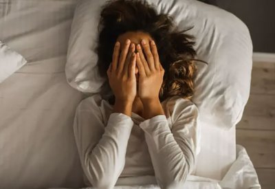 تظهر أعراضه أثناء النوم قبل سنوات من تشخيصه.. ما هذا المرض؟