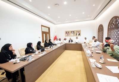 لدراسة ملف يتضمن 583 عاطلاً.. النائب الأول لرئيس مجلس النواب يلتقي خريجي التربية البدنية