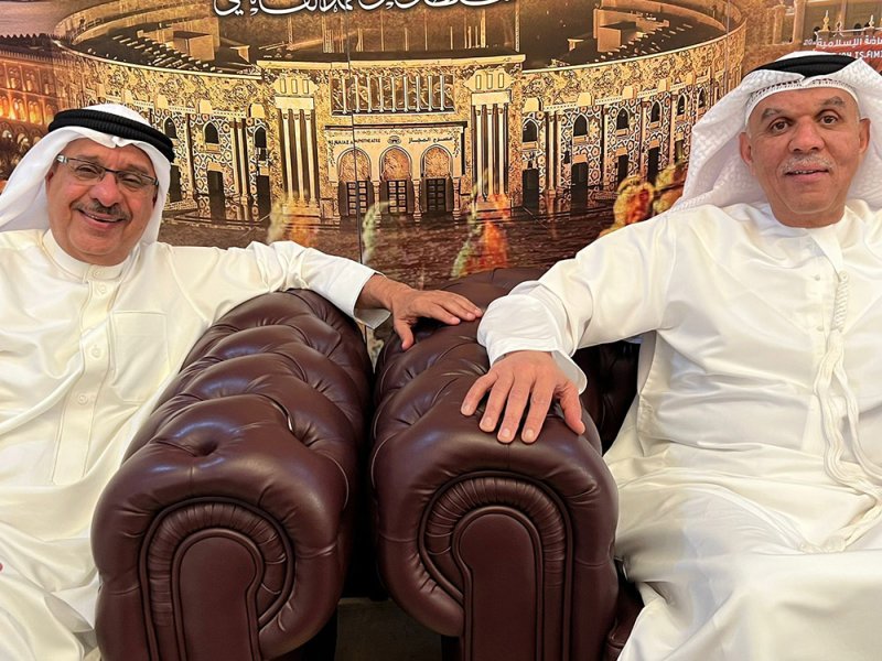 رئيس إتحاد المسرحيين يجتمع مع إسماعيل عبدالله
