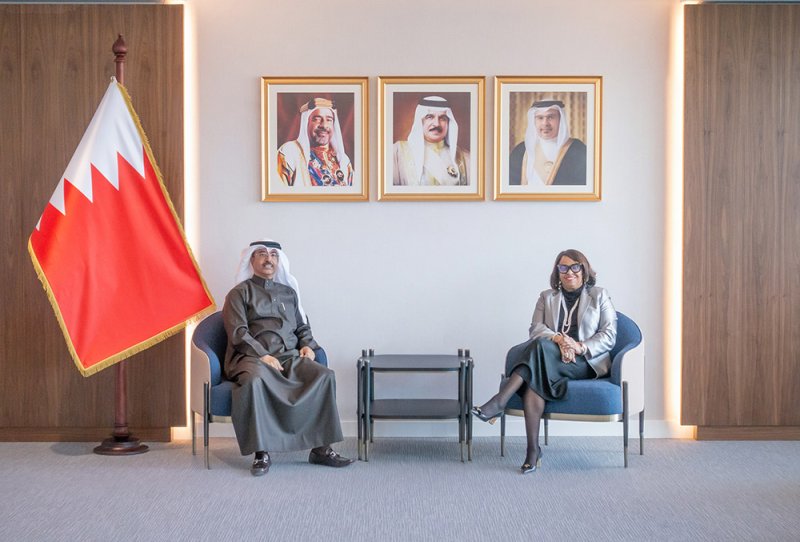 وزير المواصلات والاتصالات يلتقي رئيسة مجلس إدارة بنك التصدير والاستيراد الأمريكي