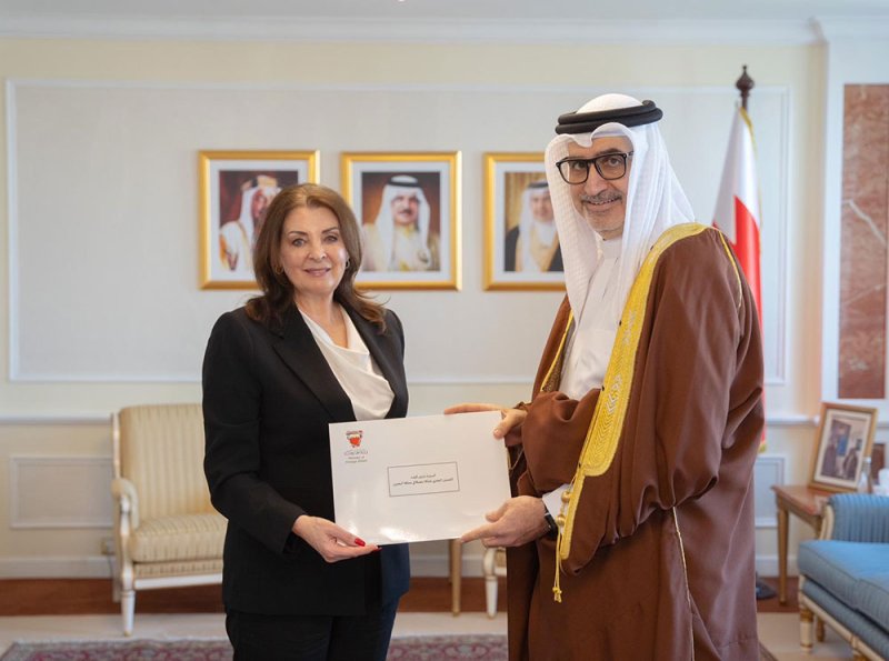 وكيل وزارة الخارجية يستقبل القنصل الفخري لمملكة بلجيكا لدى البحرين
