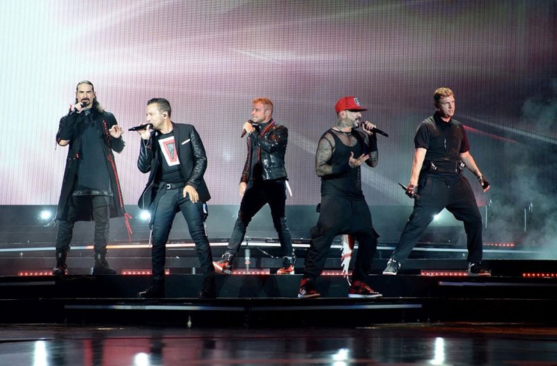 Backstreet Boys .. في البحرين