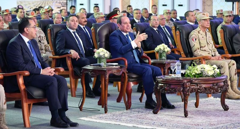 السيسي يكشف حقيقة بيع قناة السويس بتريليون دولار