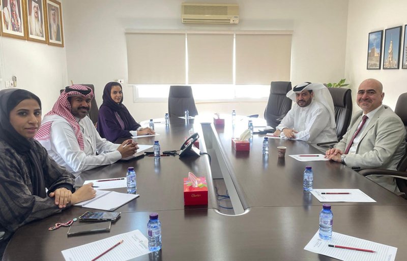 بلدية المنطقة الجنوبية تبحث أعمال الزراعة والتشجير مع جامعة البحرين