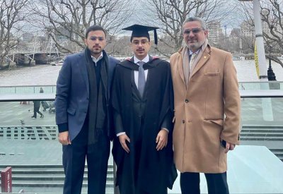 علي خالد علي الأمين يحصل علي بكالوريوس علوم إدارة الأعمال من جامعة وست منستر البريطانيه