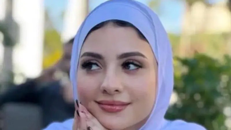 بالصورة: فقدت بصرها.. حادث مروع لبلوغر أزياء يشغل المصريين