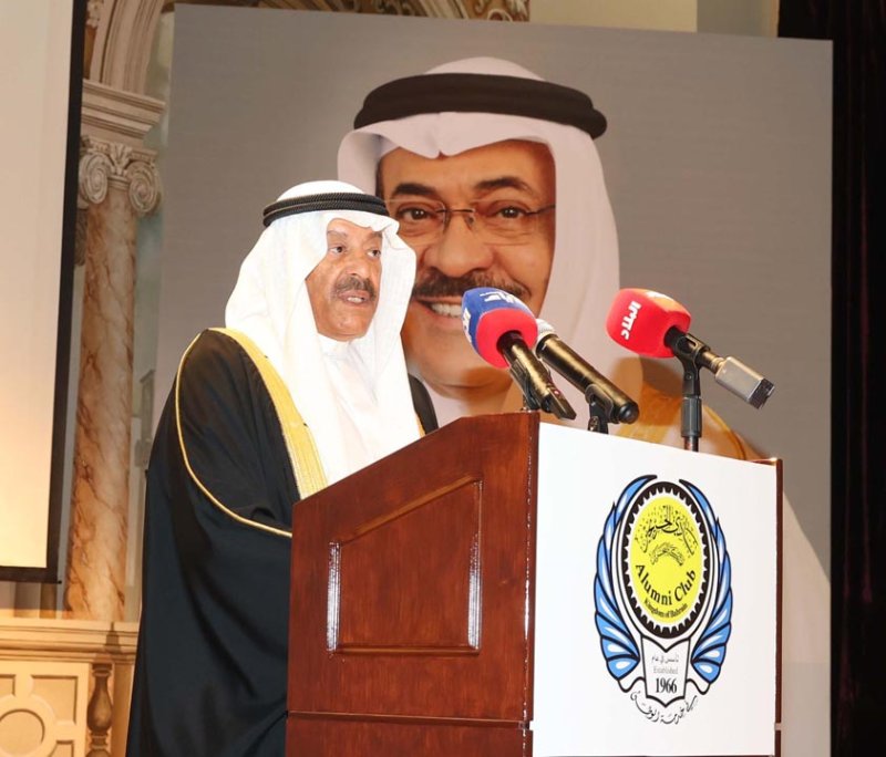 علي الصالح: الشيخ خالد.. رجل التفاني والعطاء