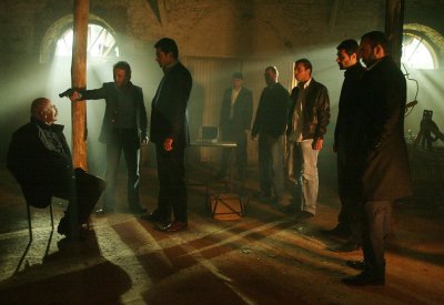 تقديم نسخة عربية من مسلسل إيزيل