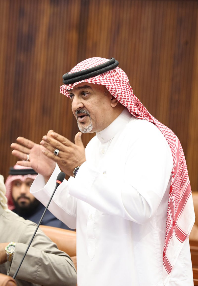 ربع أعضاء البرلمان يوقعون لمناقشة تعثر استثمارات التأمينات