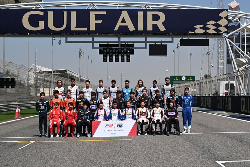 "شجع بطلك" في سباق الـ FORMULA1 جائزة البحرين الكبرى لطيران الخليج 2023