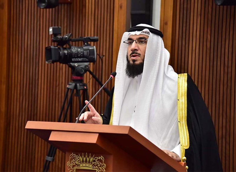 الانستغرام يغلق حساب النائب الحسيني
