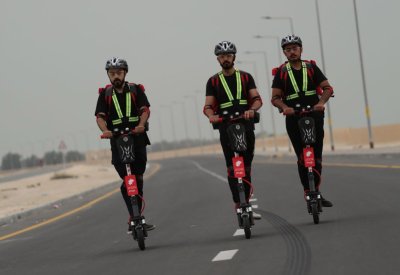 دراجة المستجيب الأول الكهربية تصل إلى الحالة الطارئة في غضون 3 دقائق