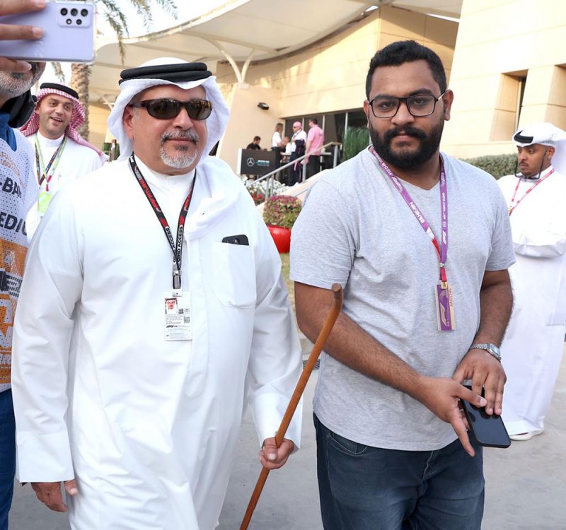 سمو ولي العهد رئيس مجلس الوزراء لـ"البلاد": تميز بحريني في تنظيم الفورمولا وان