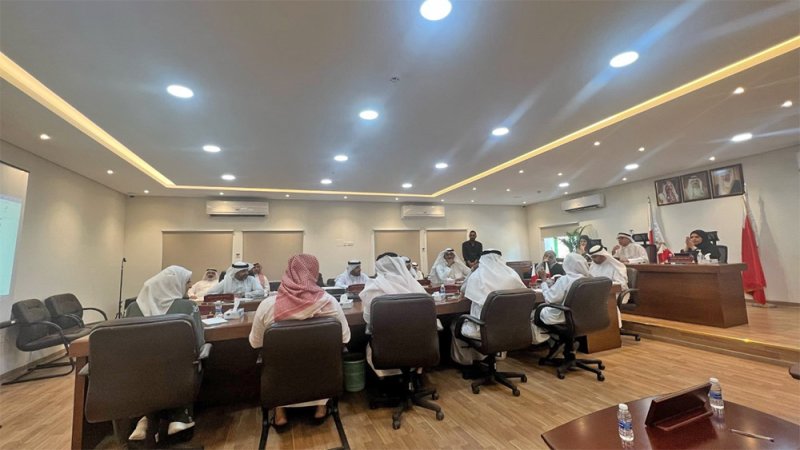 توفير حاويات القمامة في المجمعات الحديثة 