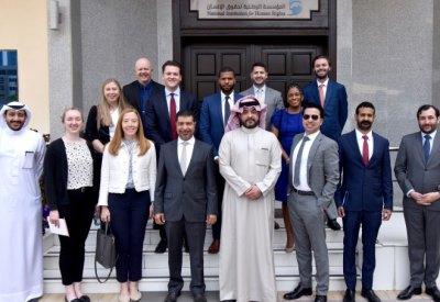 وفد من موظفي «النواب والشيوخ الأمريكي» يطلع على جهود البحرين لتعزيز منظومتها الحقوقية