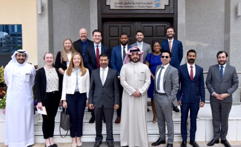 وفد من موظفي «النواب والشيوخ الأمريكي» يطلع على جهود البحرين لتعزيز منظومتها الحقوقية