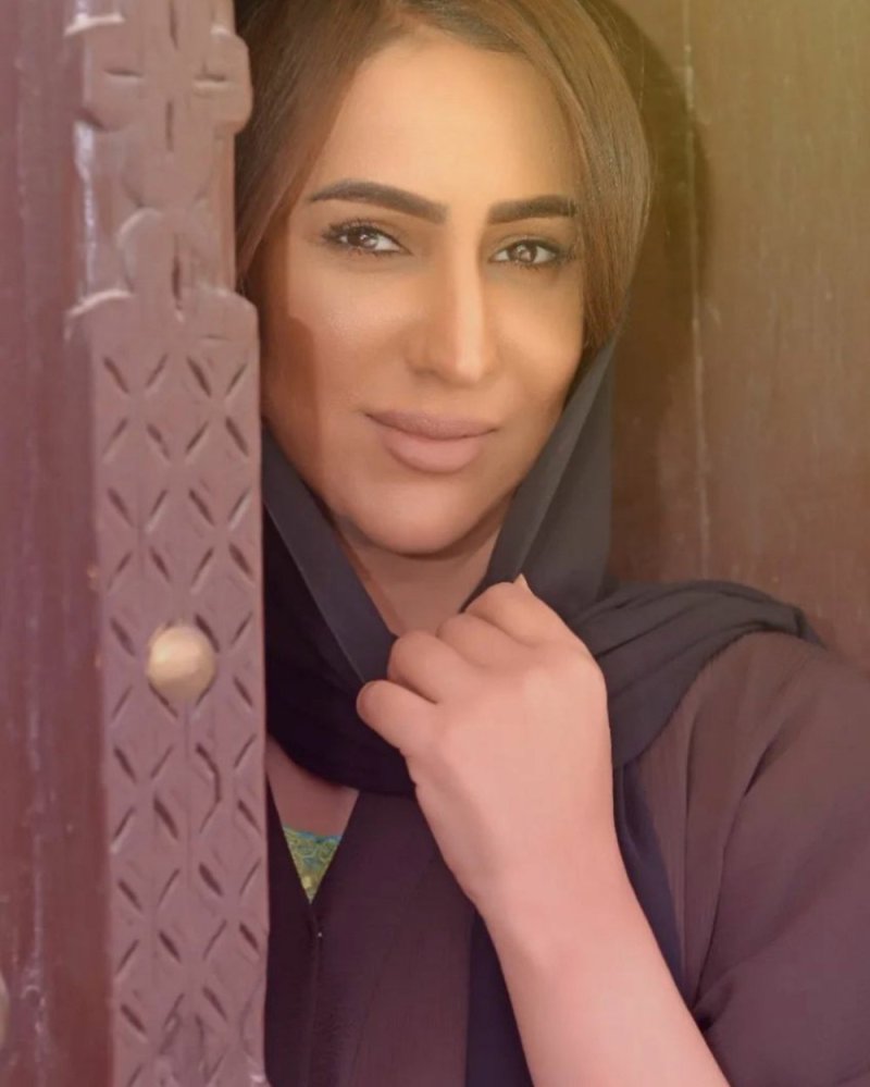 "حينما تعزف الريح" جديد وفاء مكي 