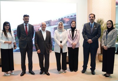 وزيرة السياحة تعقد اجتماع عمل مع نظيرها العماني