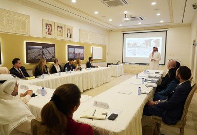 وزارة الإسكان تستضيف وفدا من الكونغرس الأمريكي