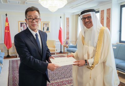 وزير الخارجية يتسلم نسخة من أوراق اعتماد سفير جمهورية الصين الشعبية