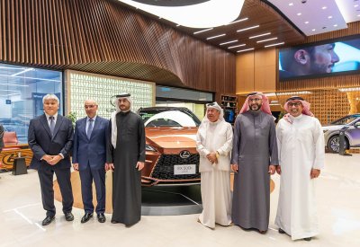 بالصور: لكزس تعيد ابتكار مفهوم مركبات الـ "كروس-أوفر" الفاخرة مع إطلاق RX الجديدة كلياً