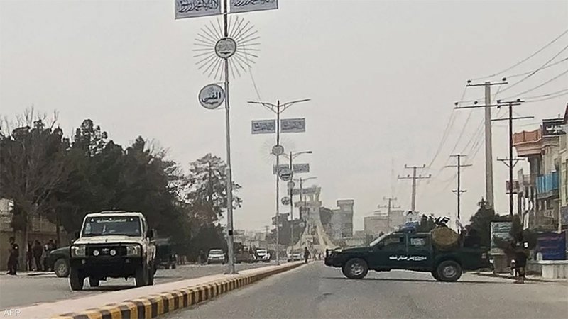 أفغانستان.. مقتل 3 بينهم حاكم إقليم بلخ في انفجار