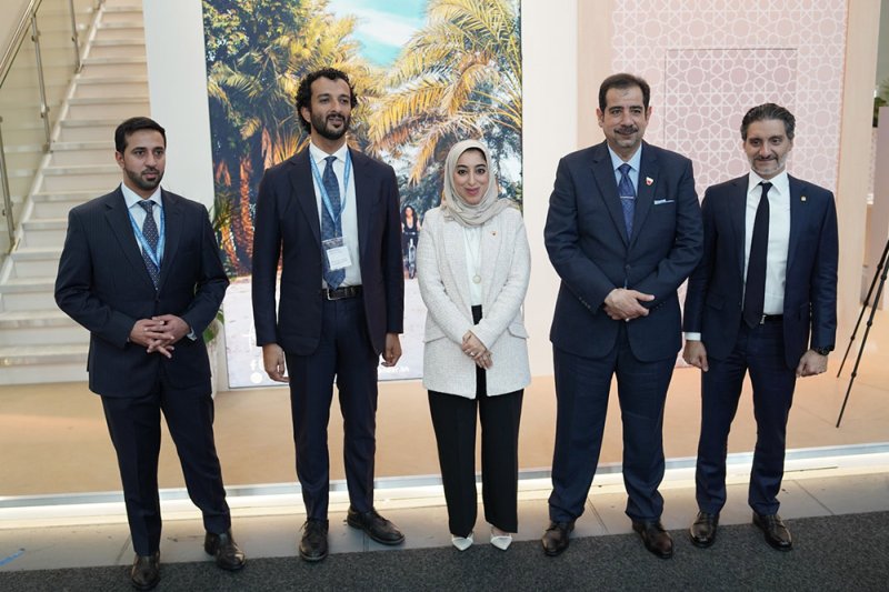 وزيرة السياحة تجتمع بوزير الاقتصاد الإماراتي