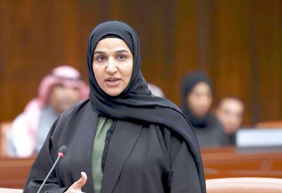 جليلة السيد تسعف شابا تعرض لحادث مروري مروع بسترة