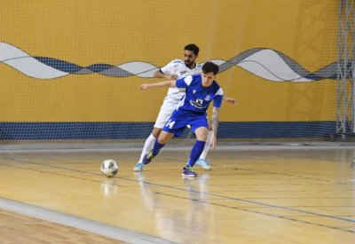 المنامة وسار يتأهلان إلى نهائي دوري كرة الصالات